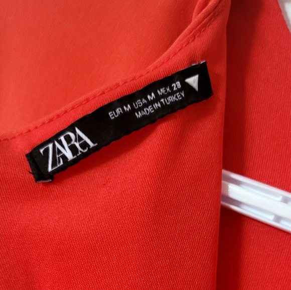 Like new! ZARA RUCHED SEAM DRESS - Picture 4 of 4